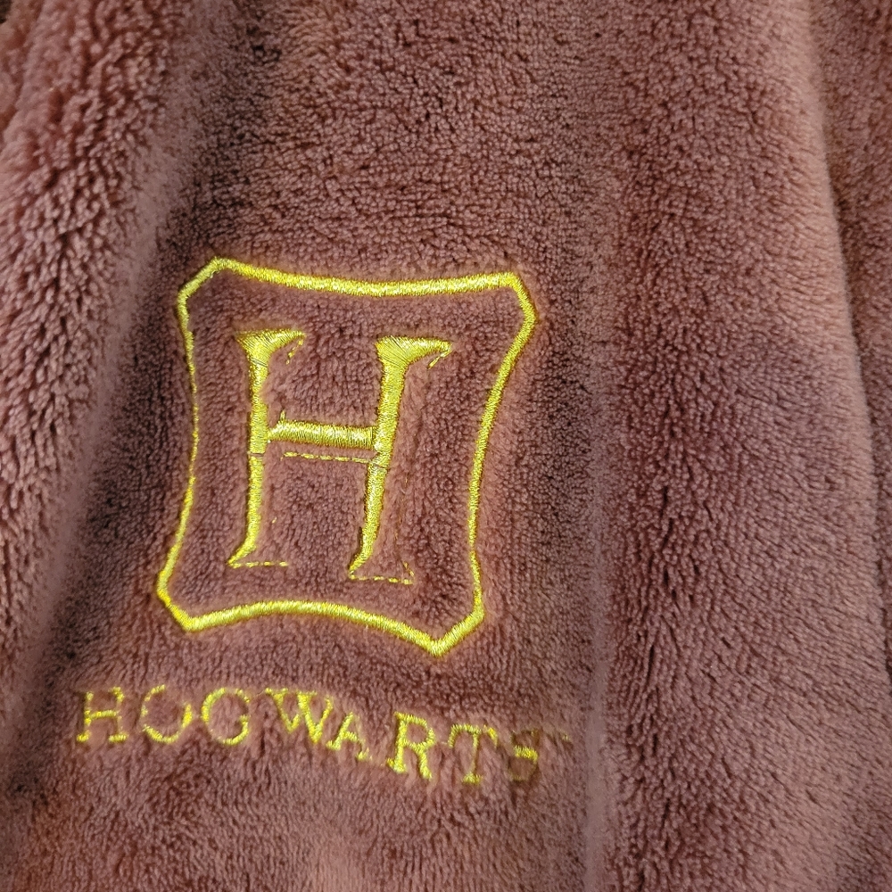 Harry Potter Gryffindor Pottery Barn Teen Robe Gem